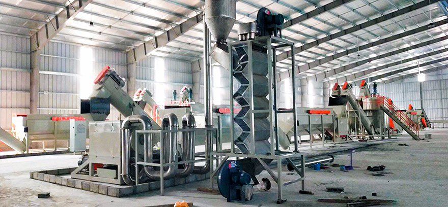 Línea de maquinaria industrial para reciclaje de botellas plásticas PET y procesamiento de polímeros